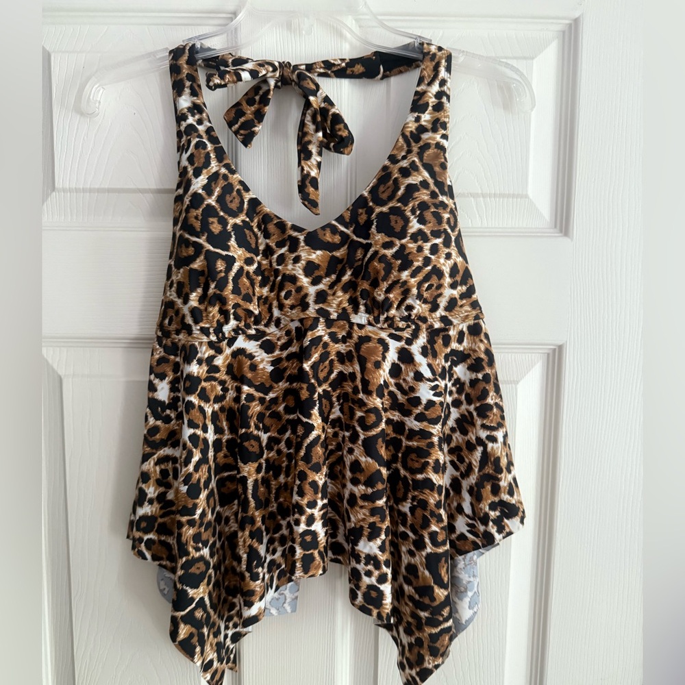 Cupshe Animal Print Asymmetrical Halter Tankini Top